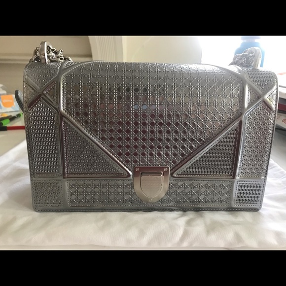 Dior Handbags - Christian Dior Diorama medium metallic silver bag